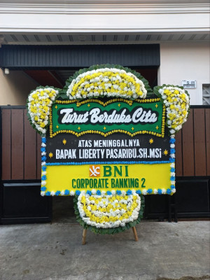 Papan Bunga Duka di Sekupang