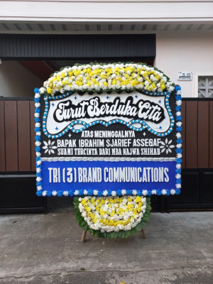 Papan Bunga Duka di Sekupang